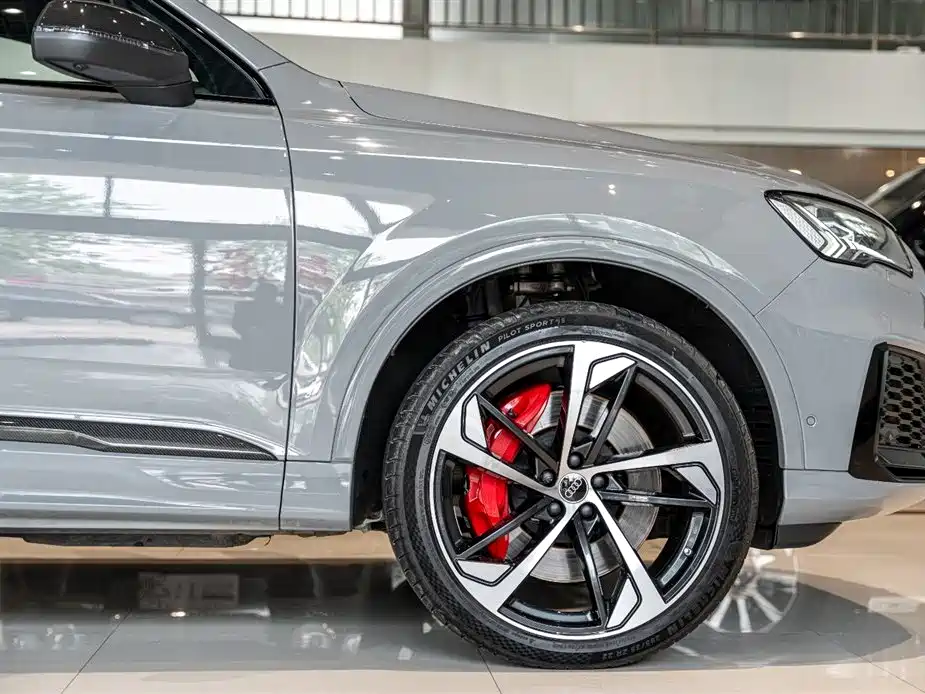 Audi SQ7 2024 4.0 TFSI