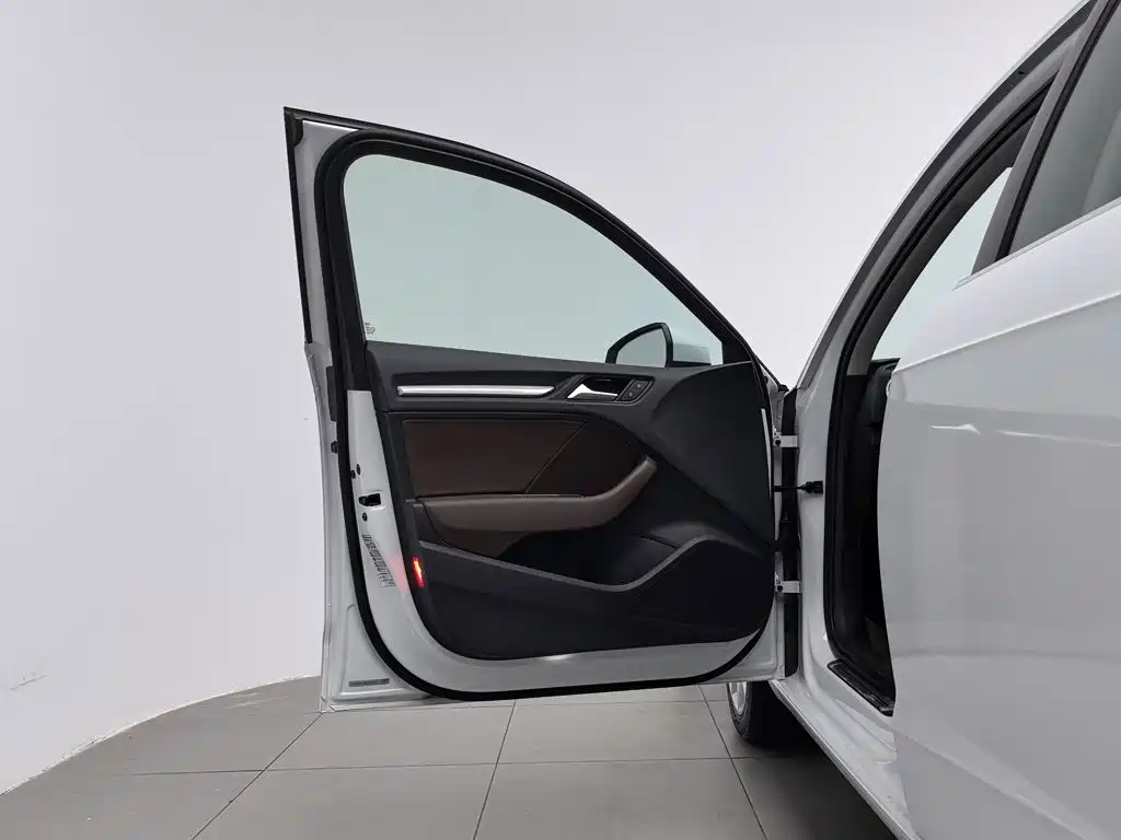 Audi A3 — миниатюра 8