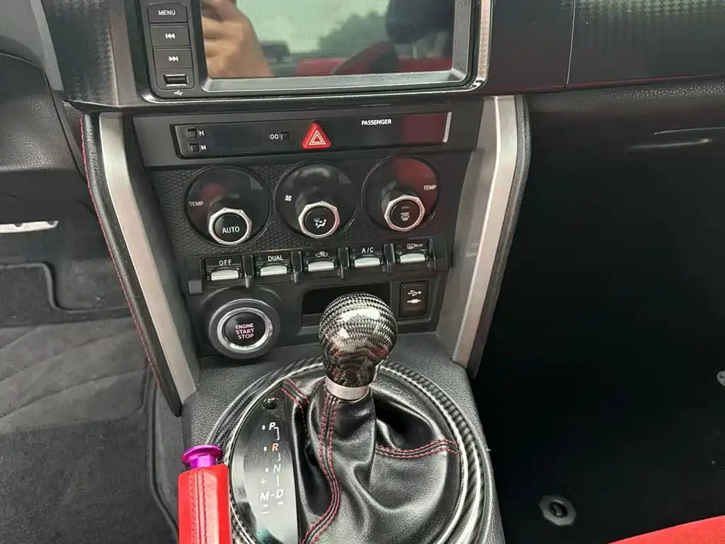 Toyota 86 — миниатюра 8