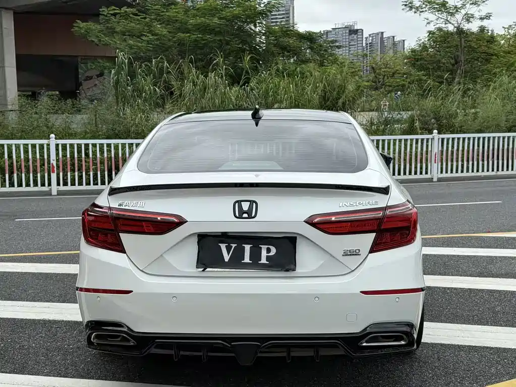Honda Inspire — миниатюра 11