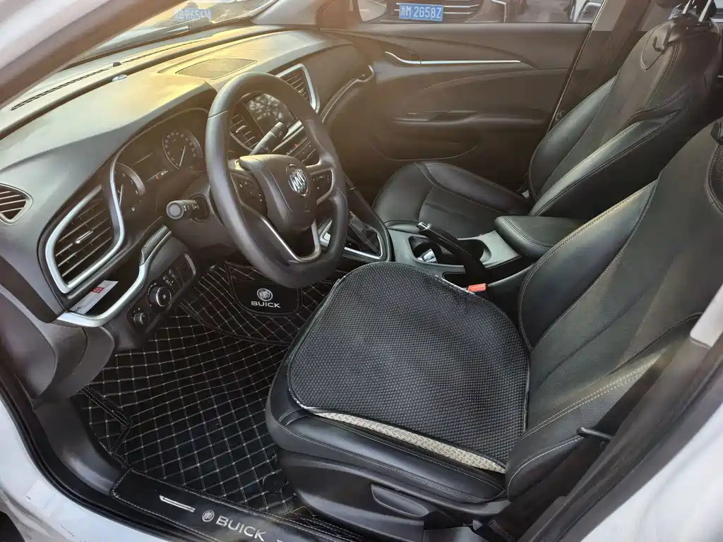 Buick Excelle — миниатюра 7