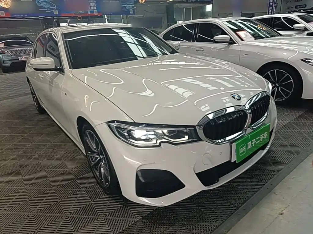 BMW 3 Series — миниатюра 4