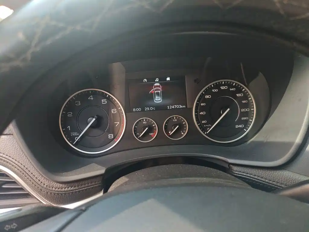Borgward BX7 — миниатюра 7