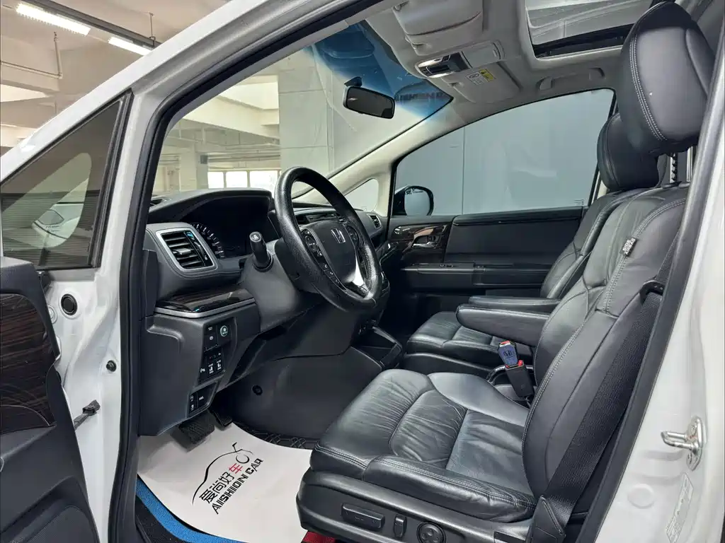 Honda Odyssey — миниатюра 8