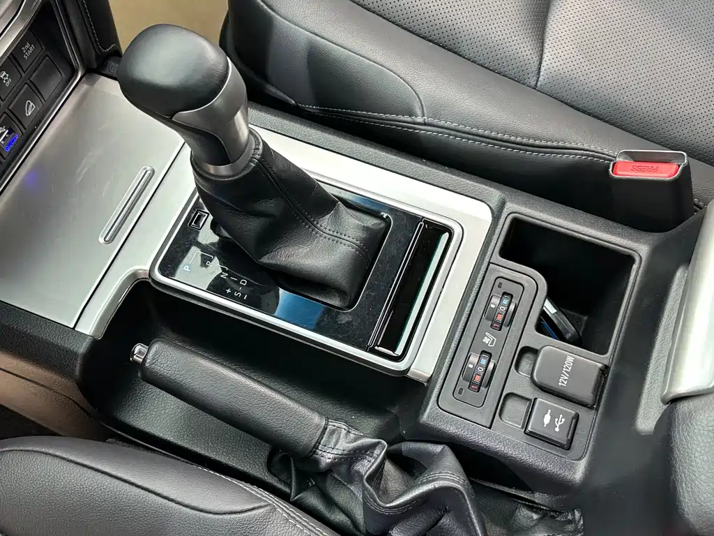 Toyota Prado — миниатюра 13
