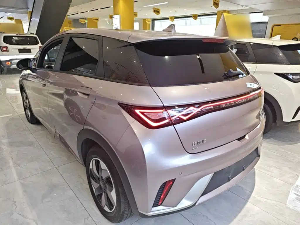 BYD Dolphin — миниатюра 5