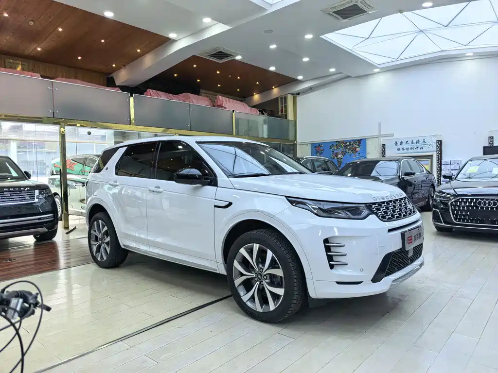 Land Rover Discovery Sport 2025 249PS