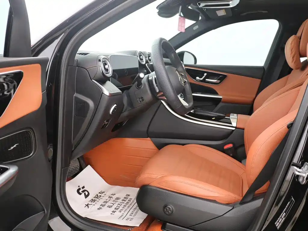 Mercedes-Benz GLC 2023 GLC 300 L 4MATIC 7 мест