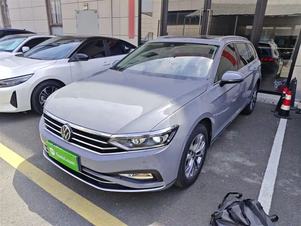 Volkswagen Viloran 2023