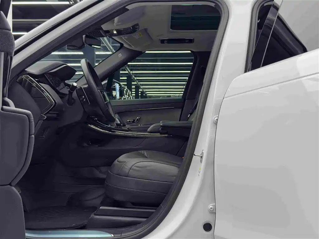 Land Rover Sport — миниатюра 8