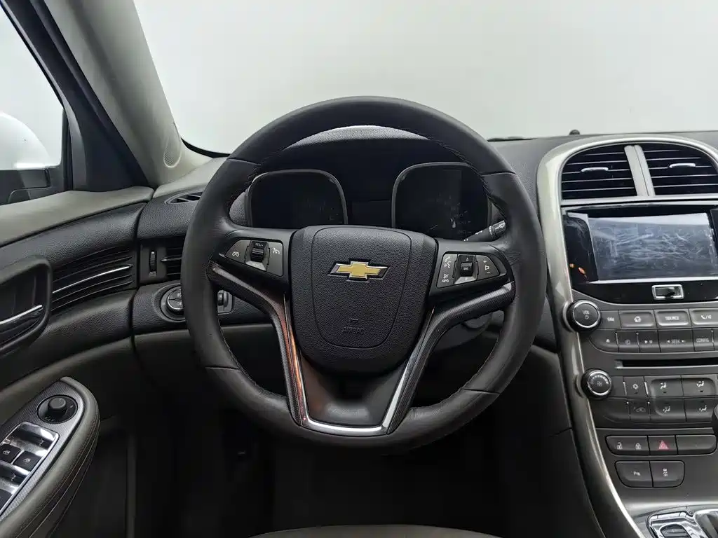 Chevrolet Malibu — миниатюра 11