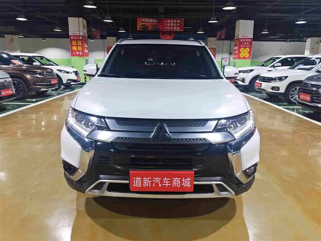 Mitsubishi Outlander — миниатюра 2