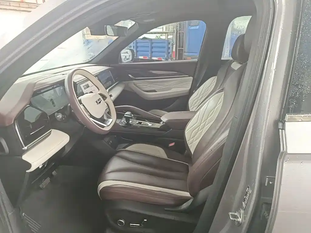Geely Xingyue L — миниатюра 15