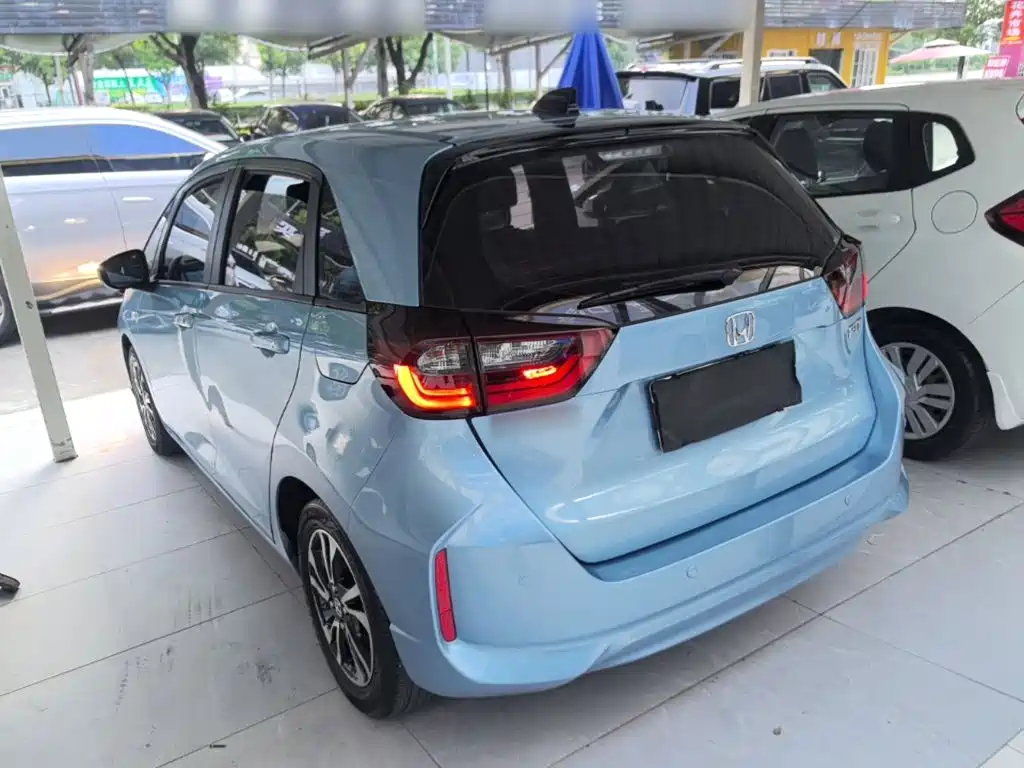 Honda Fit — миниатюра 5