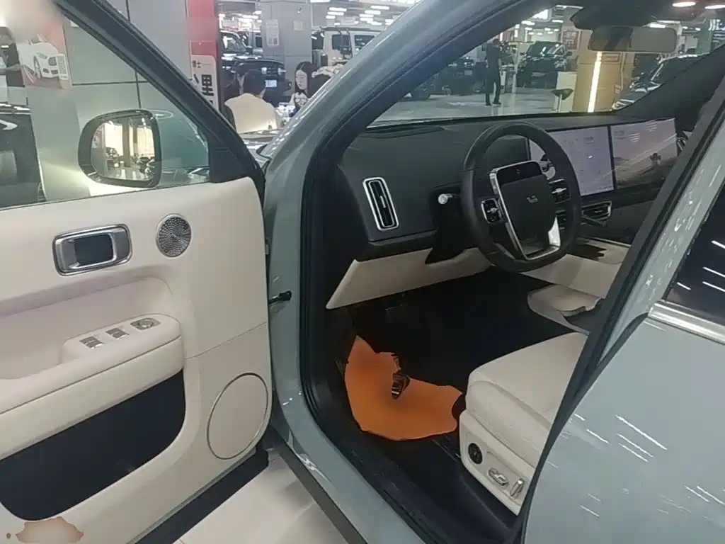 Li Auto Li L6 — миниатюра 16