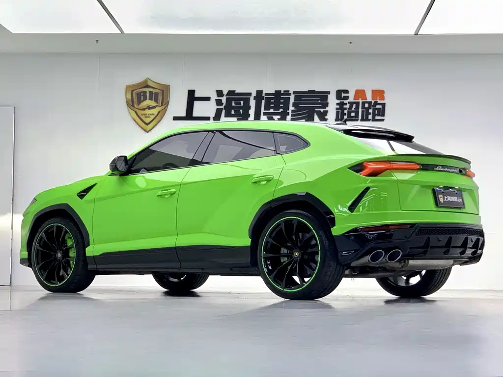 Lamborghini Urus 2021 4.0T V8