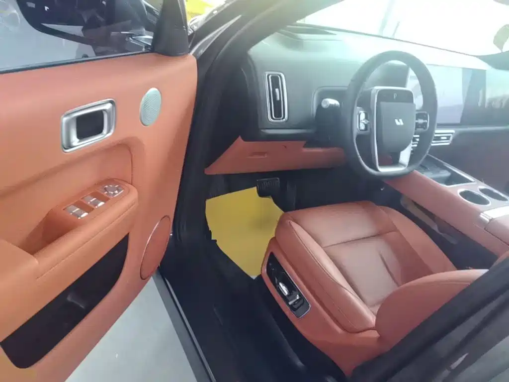 Li Auto Li L8 — миниатюра 15