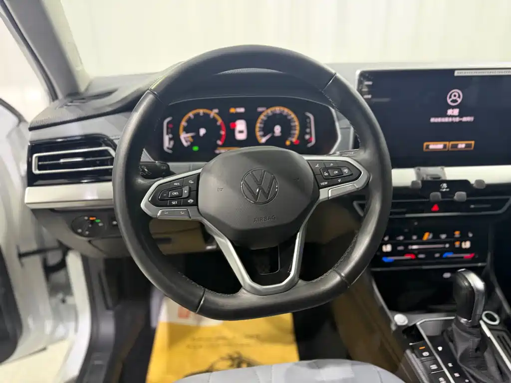 Volkswagen Lavida — миниатюра 10