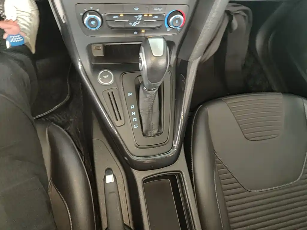 Ford Focus — миниатюра 14