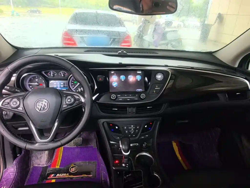 Buick Envision Plus — миниатюра 10