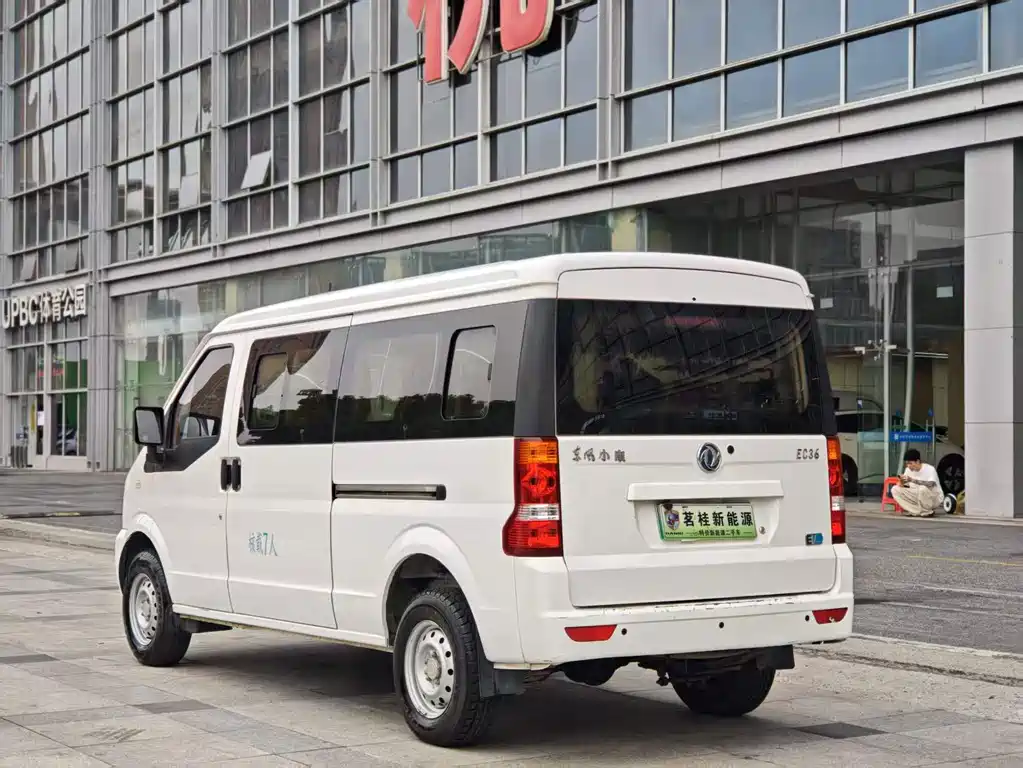 DFSK EC36 — миниатюра 6