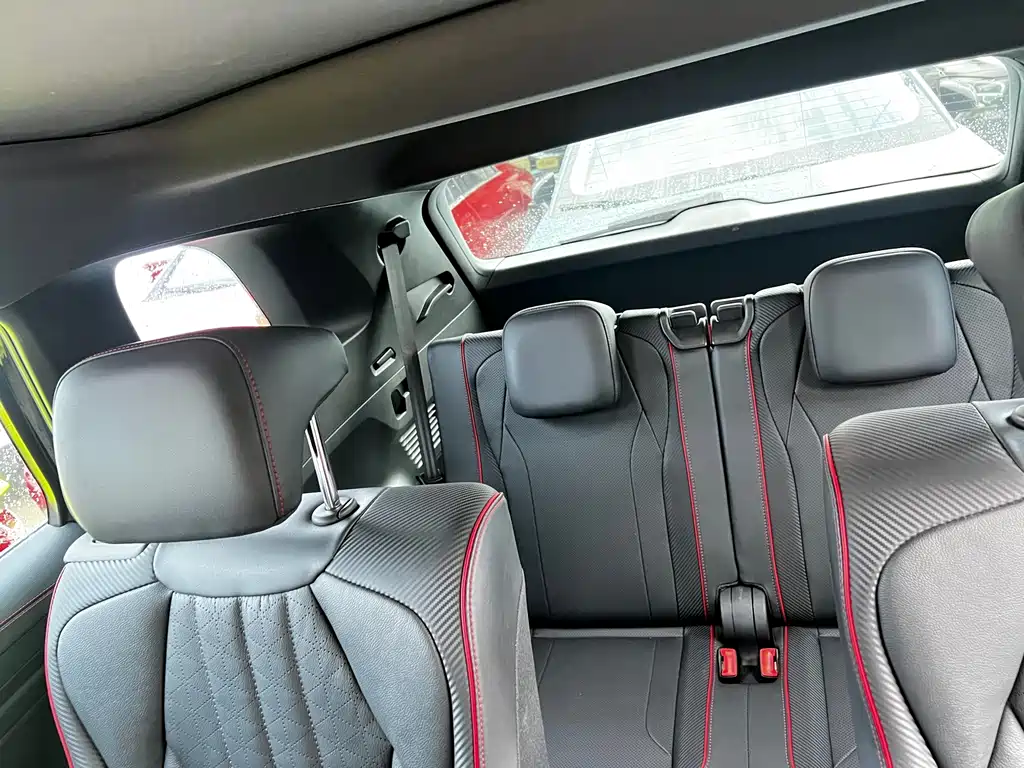 Volkswagen ID.6 X — миниатюра 8