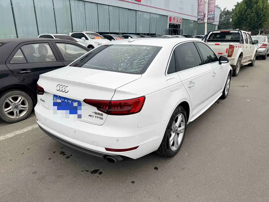 Audi A4L — миниатюра 4