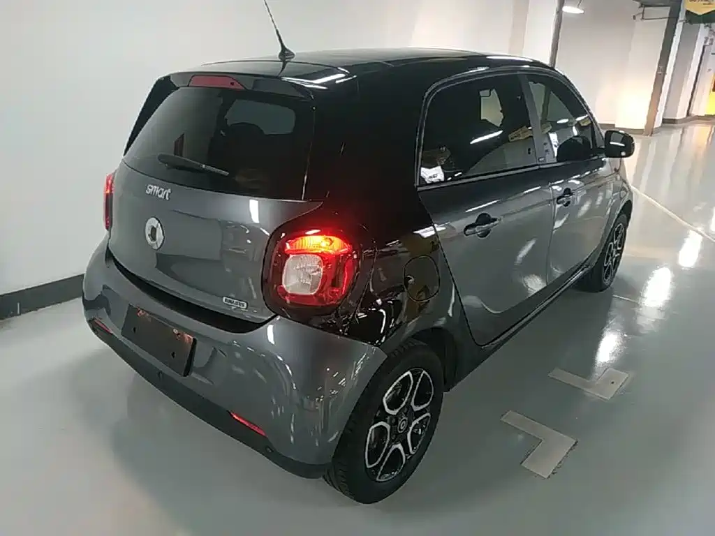 smart Smart Forfour — миниатюра 7