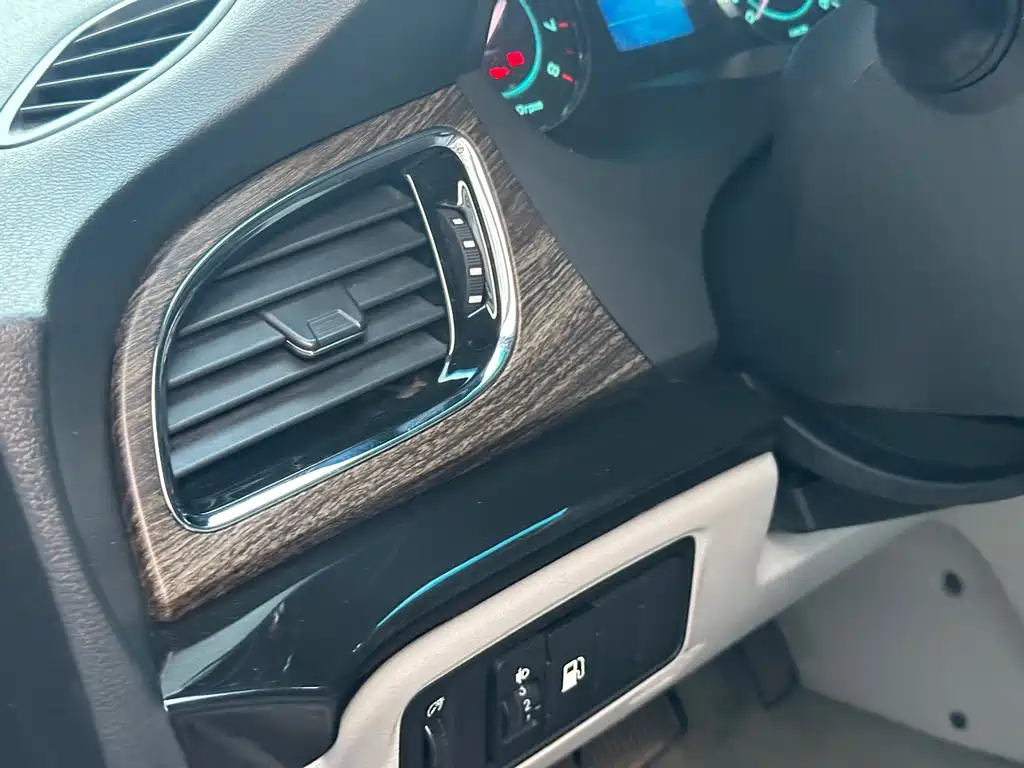 JAC Refine M5 — миниатюра 13