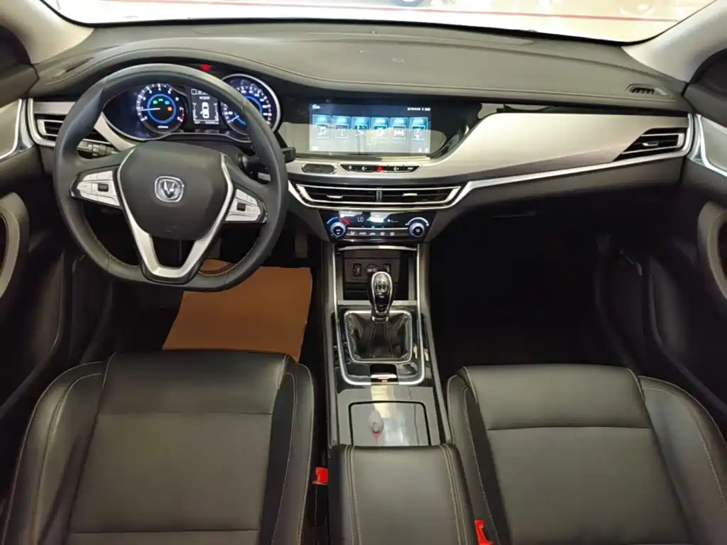 Changan Eado — миниатюра 10