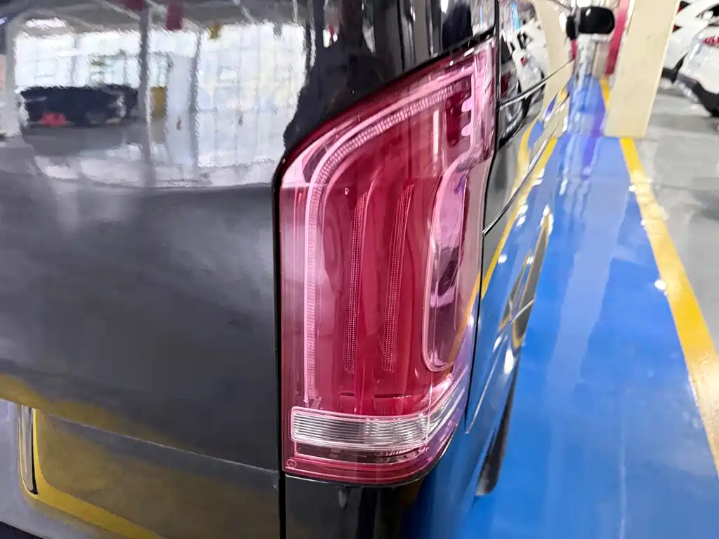 Mercedes-Benz Metris — миниатюра 19