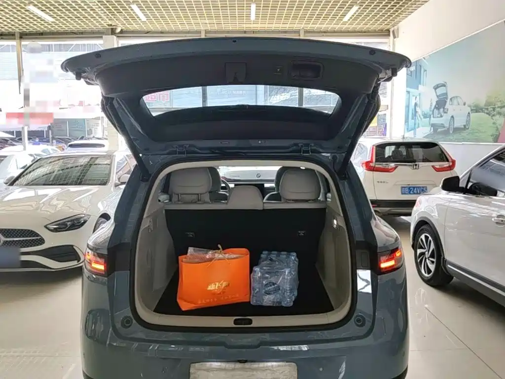 Leapmotor Leapmotor B10 — миниатюра 19