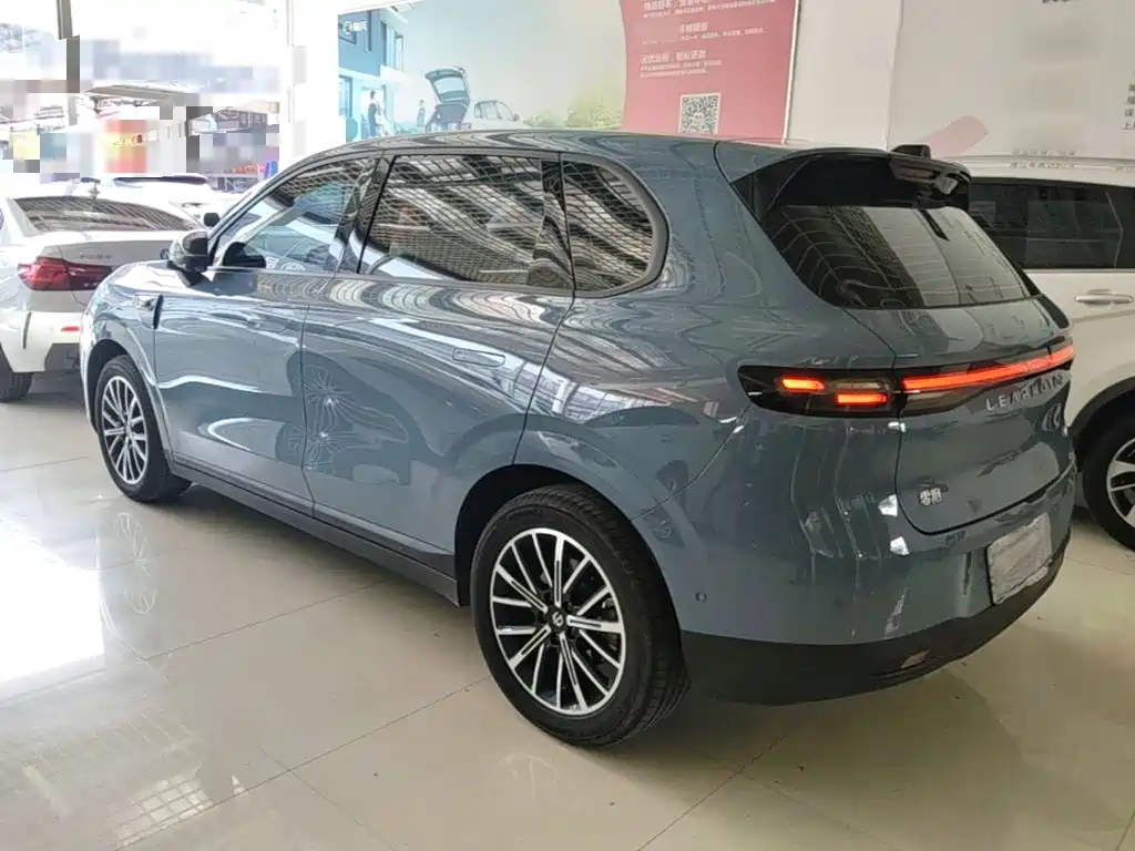 Leapmotor Leapmotor B10 — миниатюра 5