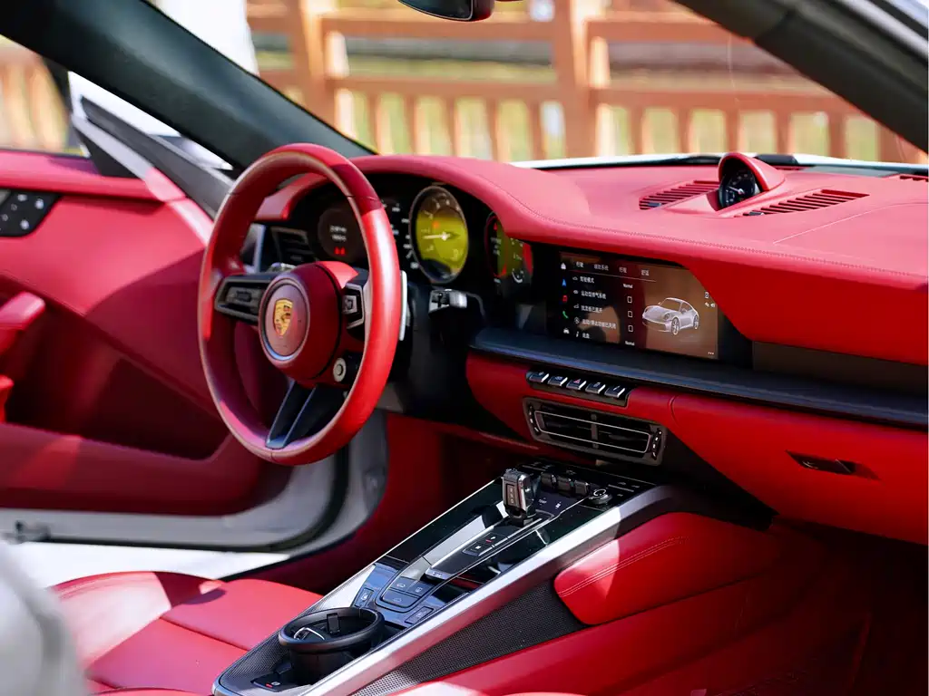 Porsche 911 2023 Carrera 3.0T