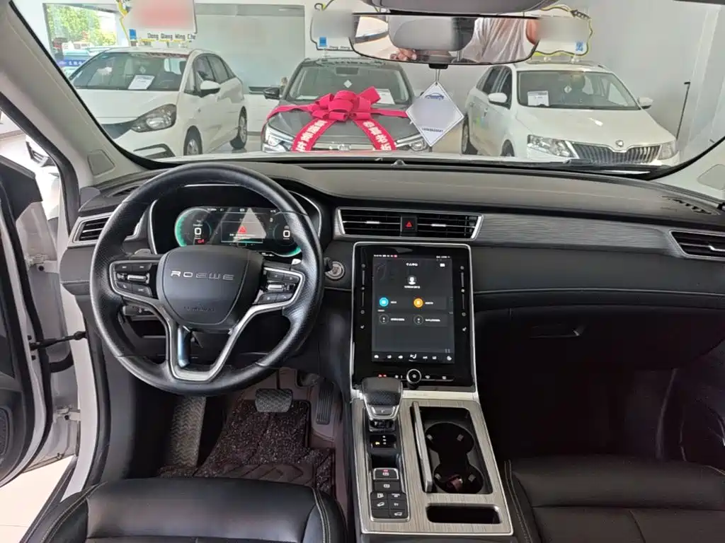 Roewe RX5 New Energy — миниатюра 10