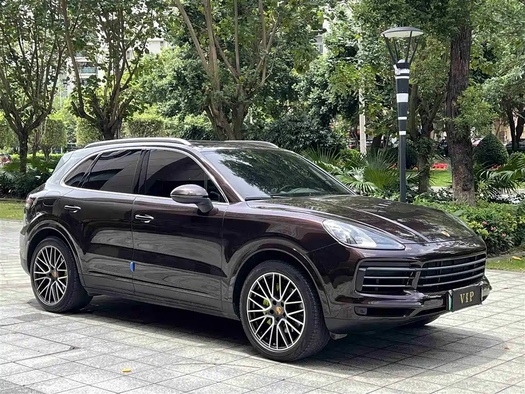 PORSCHE CAYENNE NEW ENERGY