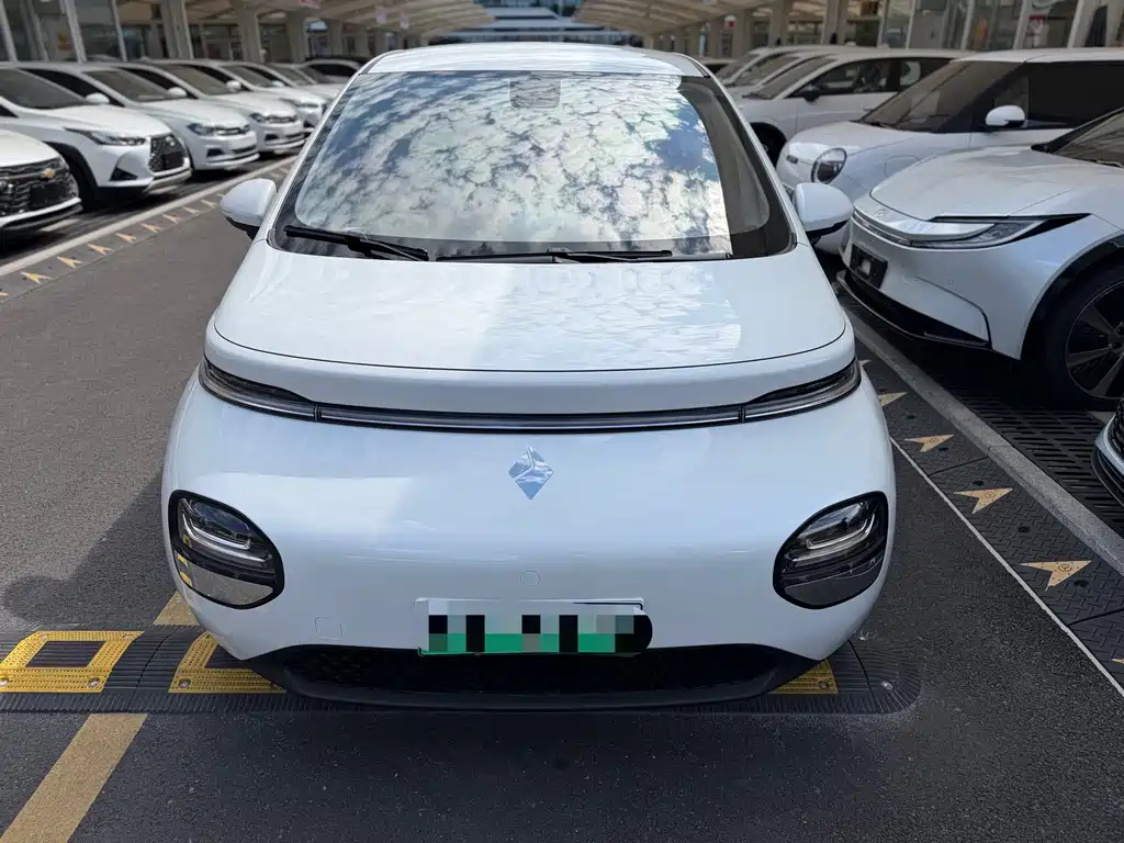 Baojun Yunduo — миниатюра 2