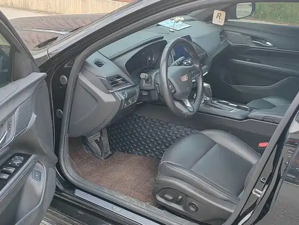Cadillac CT4 — миниатюра 4