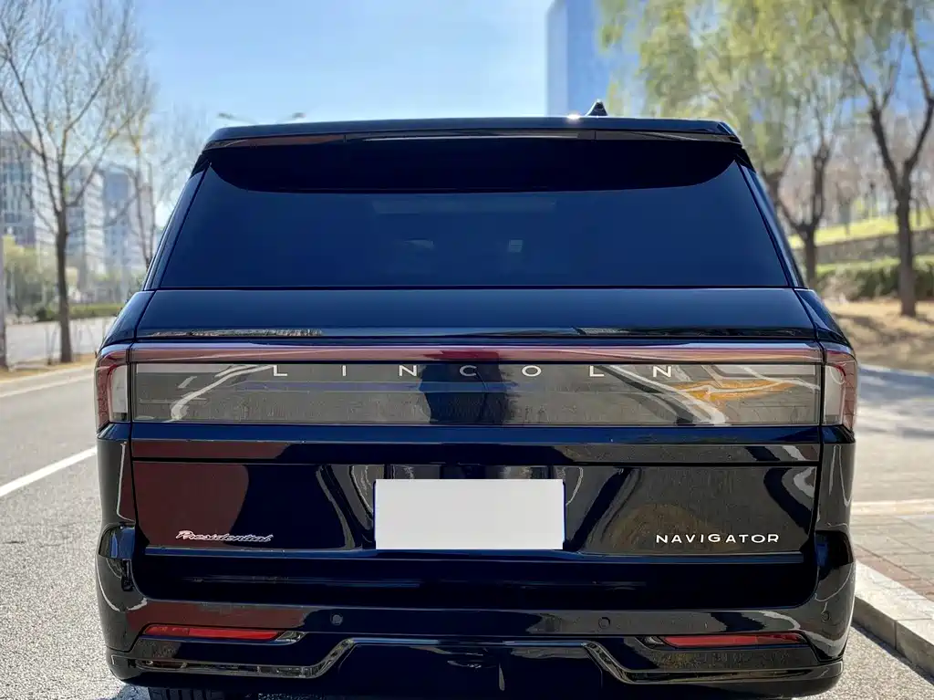 Lincoln Navigator 2025 3.5T