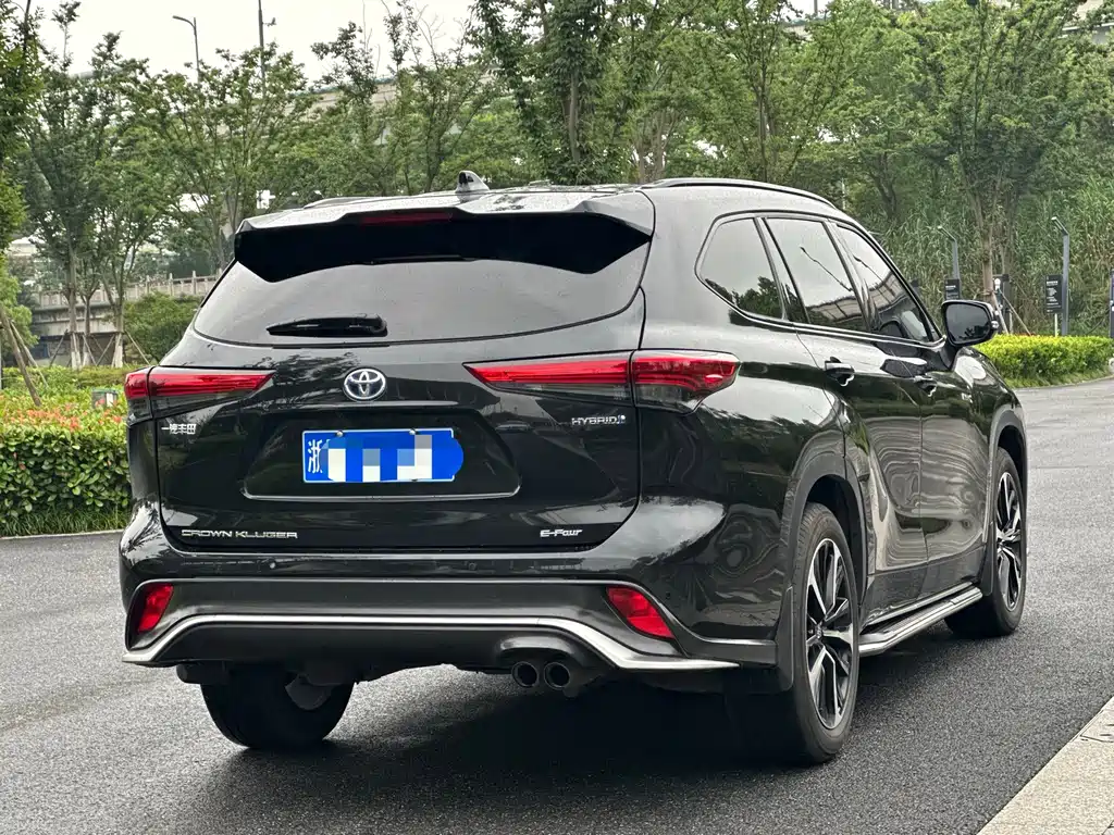 Toyota Crown Kluger 2021 2.5L HEV Luxury