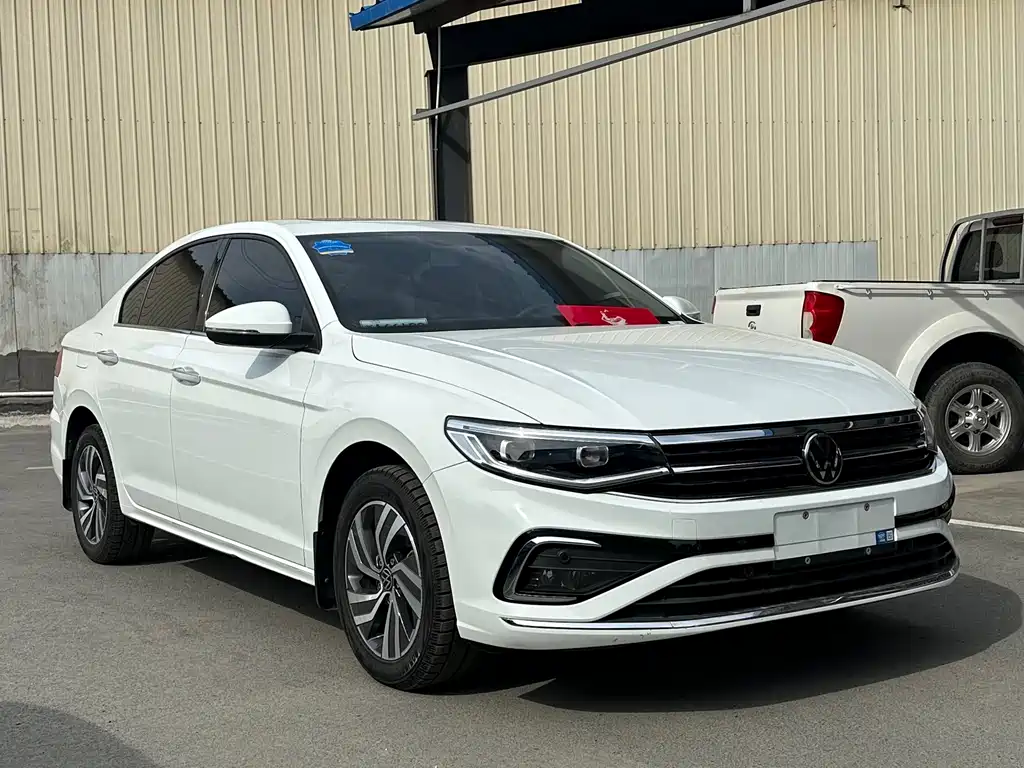 Volkswagen Bora — миниатюра 3