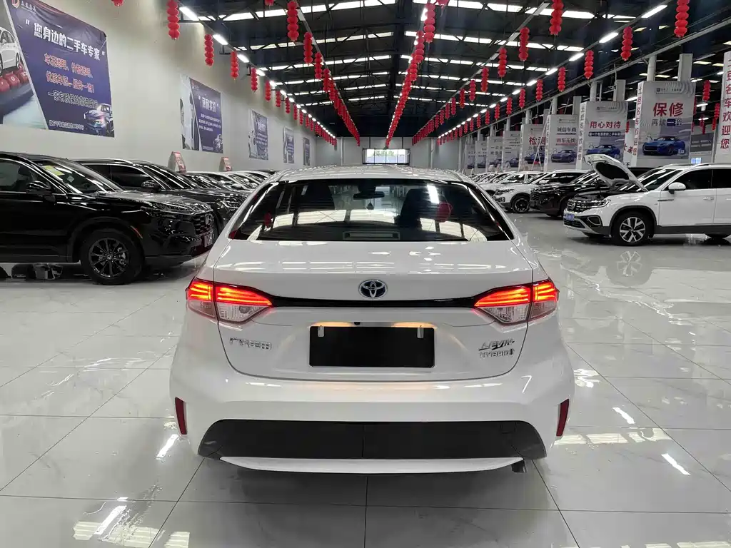 Toyota Corolla Levin 2022 1.8H E-CVT Luxury