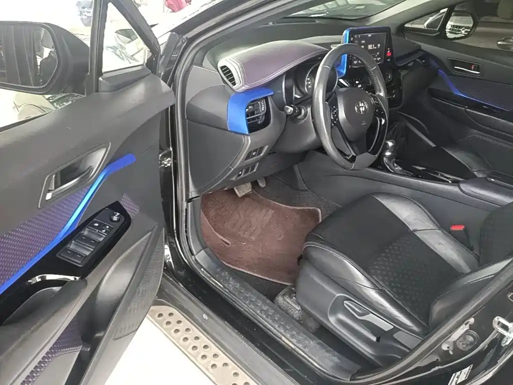 Toyota IZOA — миниатюра 16