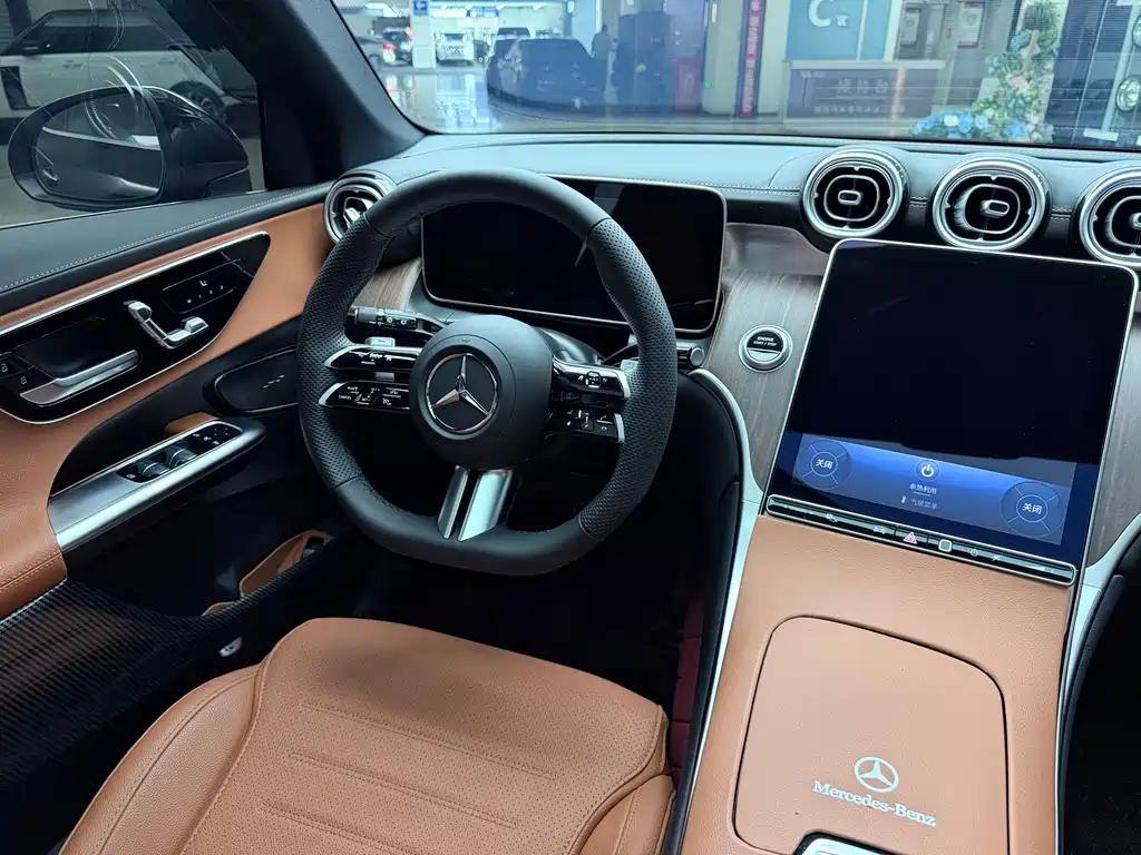 Mercedes-Benz GLC — миниатюра 24