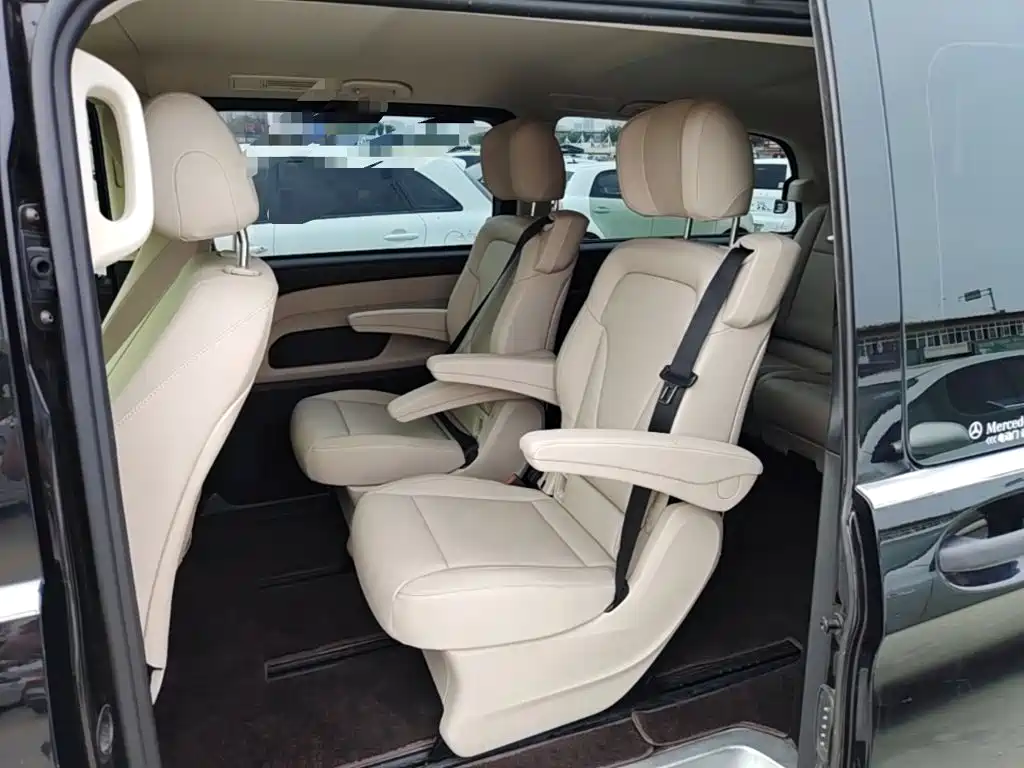 Mercedes-Benz Vito — миниатюра 17