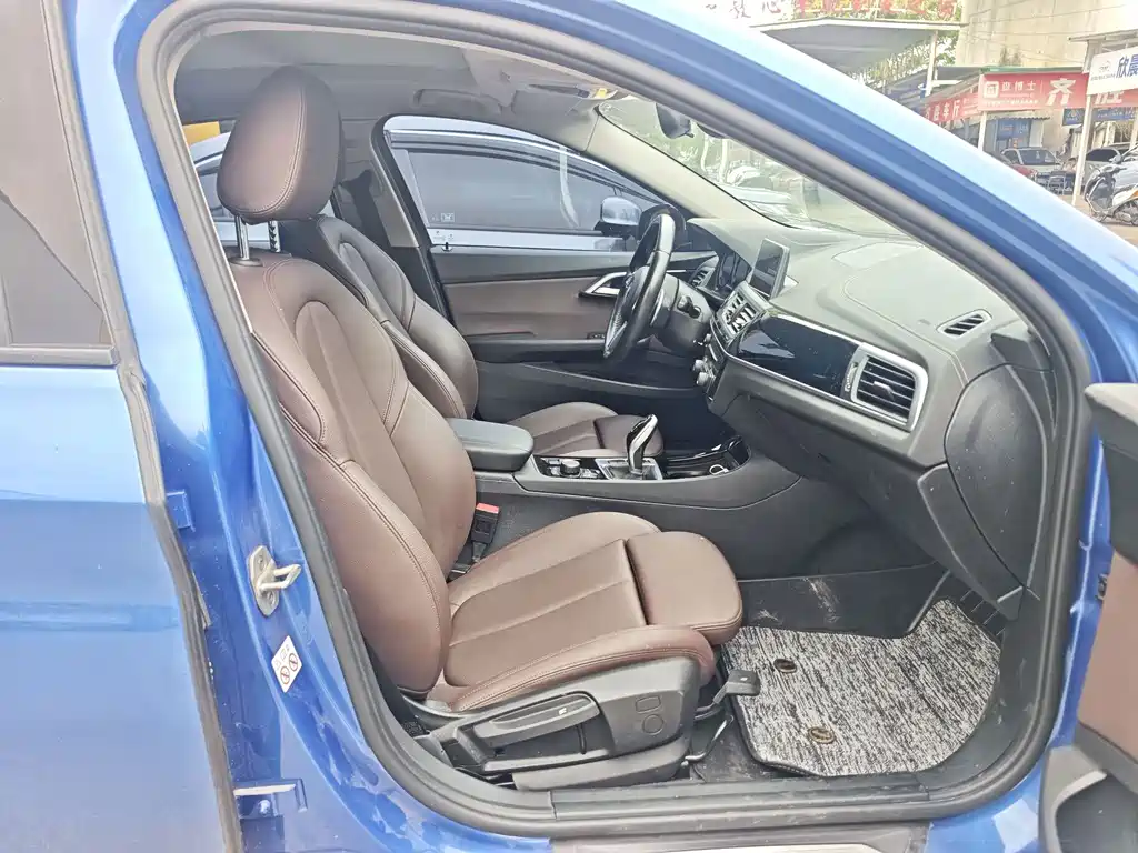 BMW 1 Series — миниатюра 7