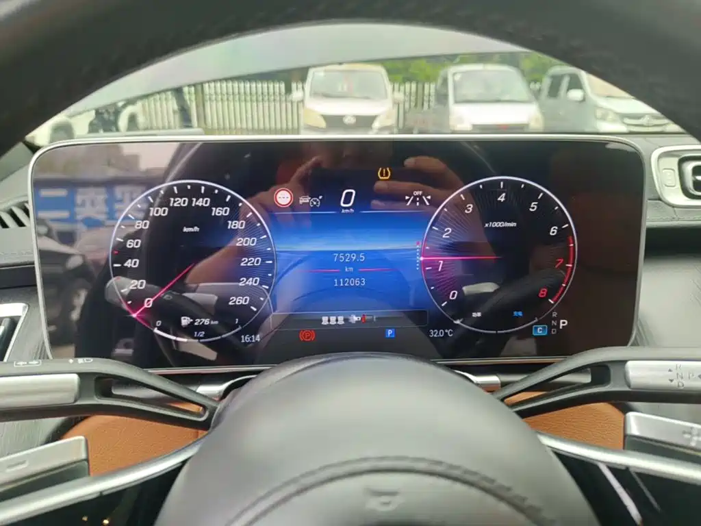 Mercedes-Benz S-Class — миниатюра 12