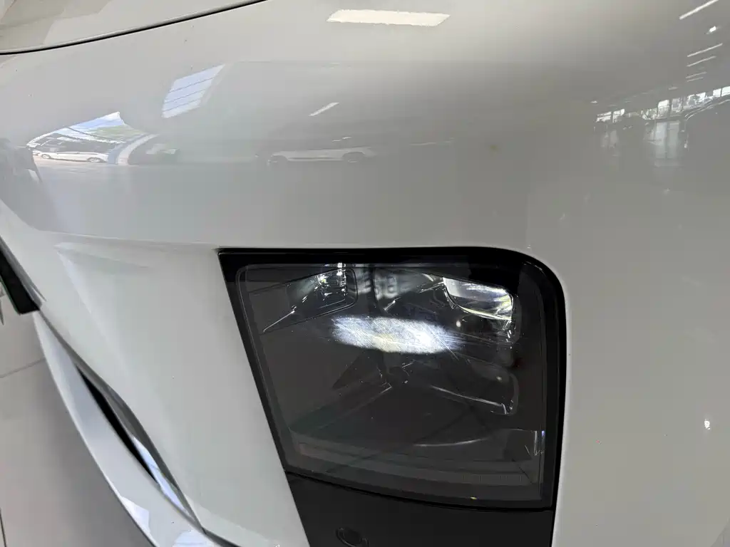 Li Auto Li i8 — миниатюра 20