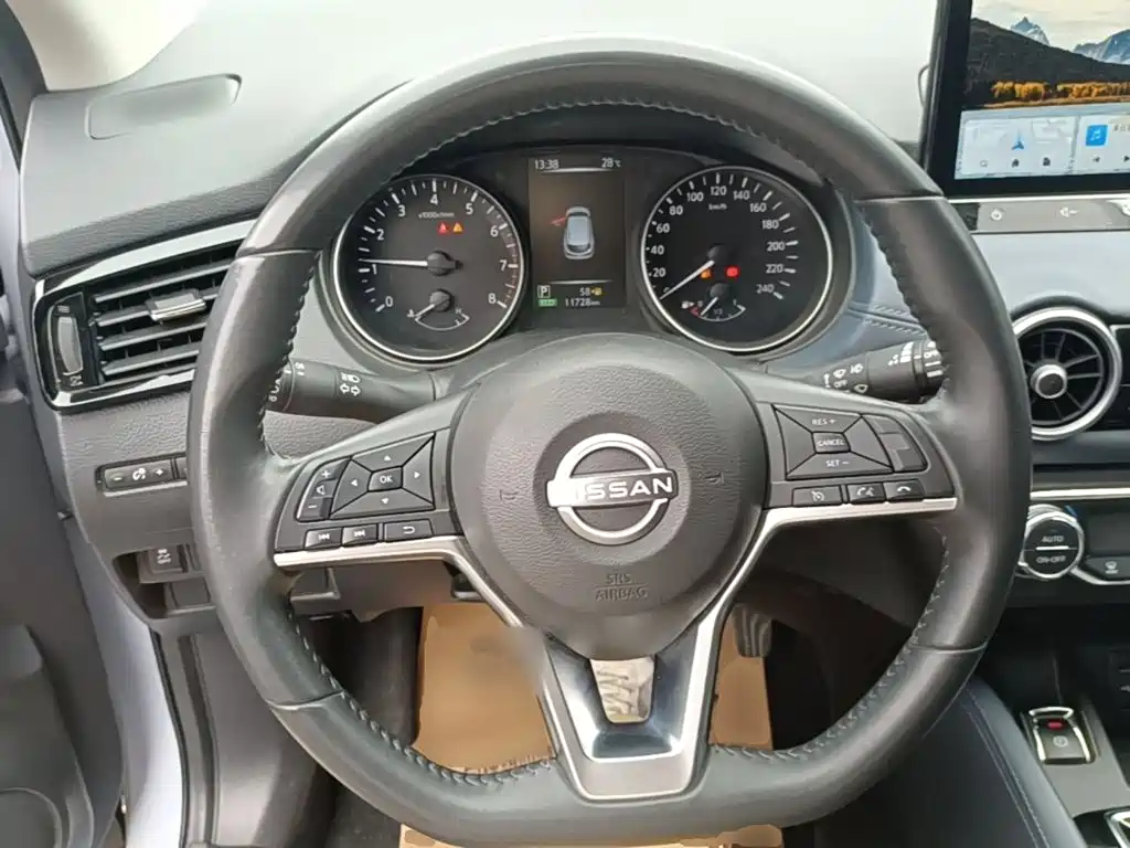 Nissan Qashqai — миниатюра 11
