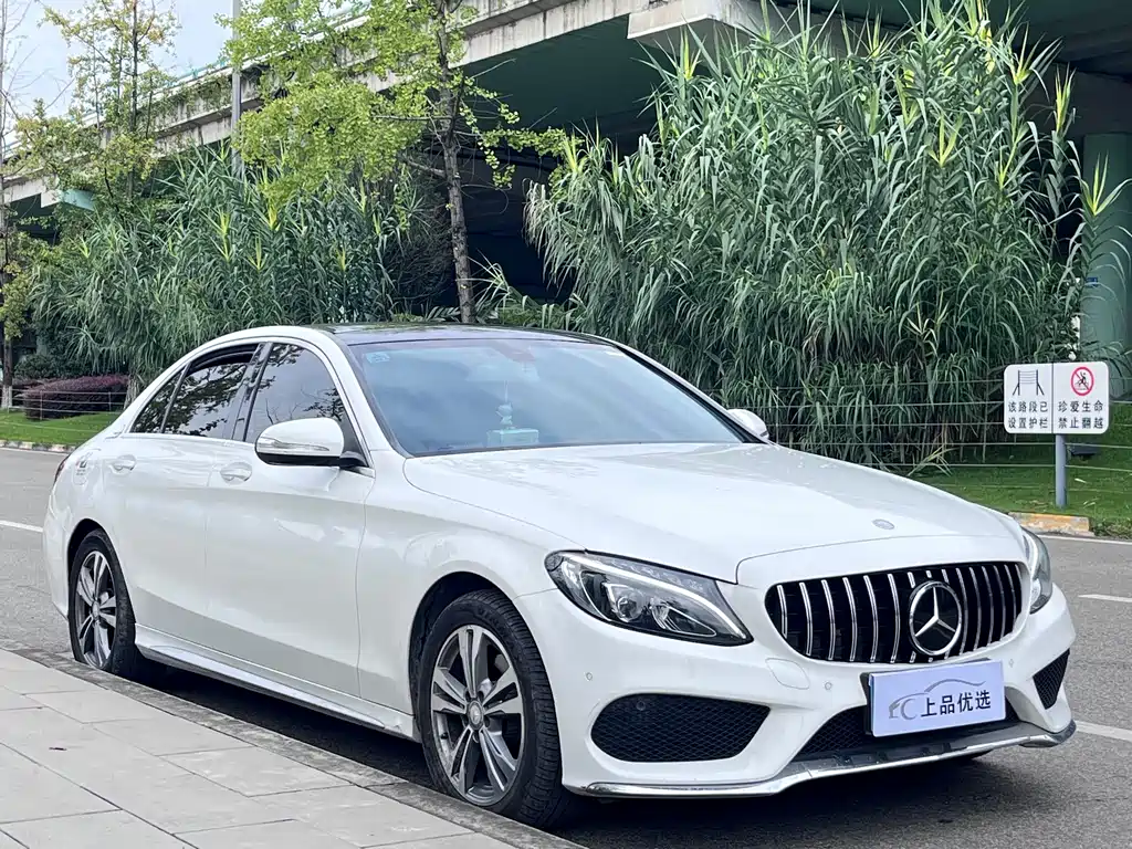 Mercedes-Benz C-Class — миниатюра 3